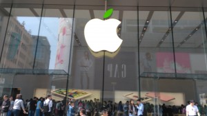 Apple under pressure from China brands